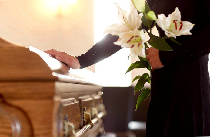 Funeral: Information, costs, procedure